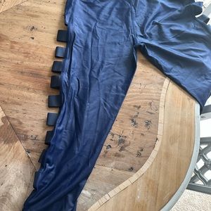 Victoria secret large work out leggings. Really cool deep purple